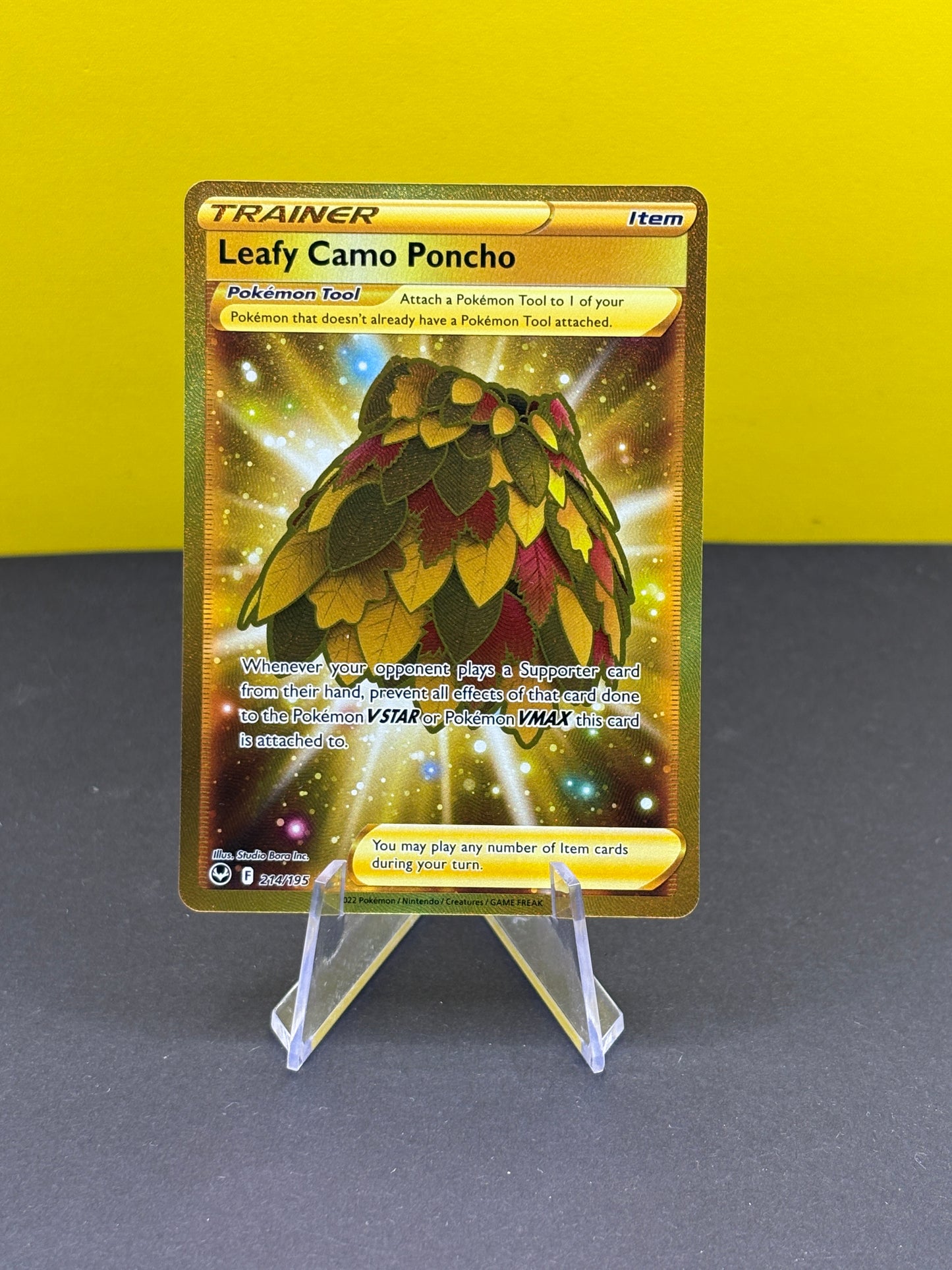 Pokémon TCG SWSH Silver Tempest: Leafy Camo Poncho 214/195